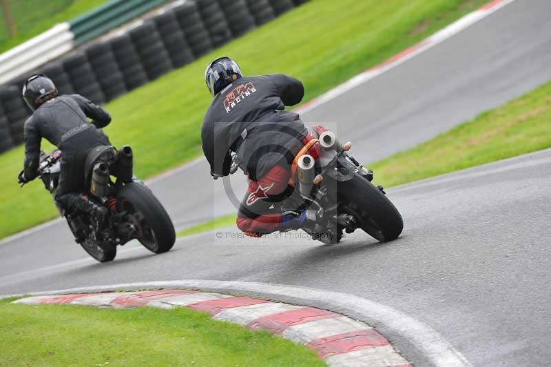 Motorcycle action photographs;Trackday digital images;cadwell;cadwell park photographs;event digital images;eventdigitalimages;motor racing louth lincolnshire;no limits trackdays;peter wileman photography;trackday;trackday photos