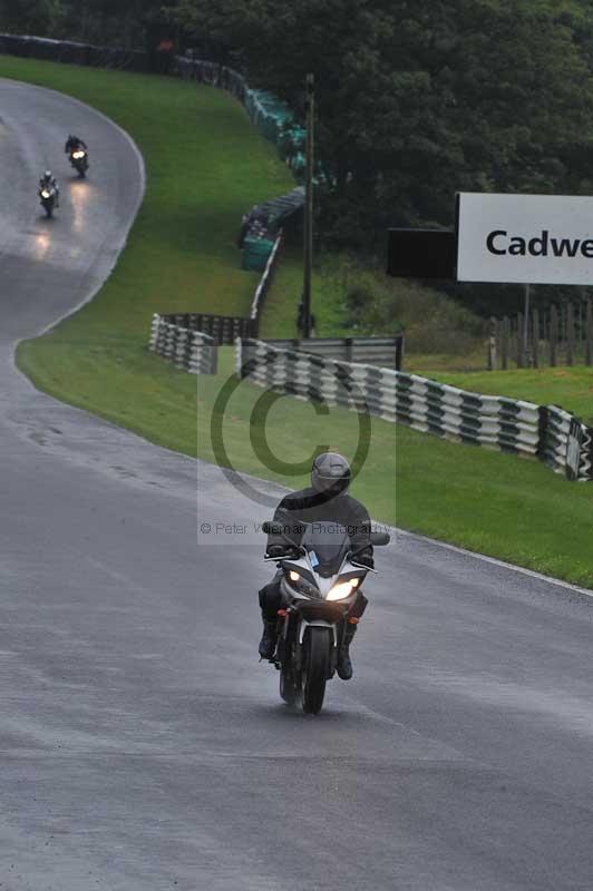 Motorcycle action photographs;Trackday digital images;cadwell;cadwell park photographs;event digital images;eventdigitalimages;motor racing louth lincolnshire;no limits trackdays;peter wileman photography;trackday;trackday photos