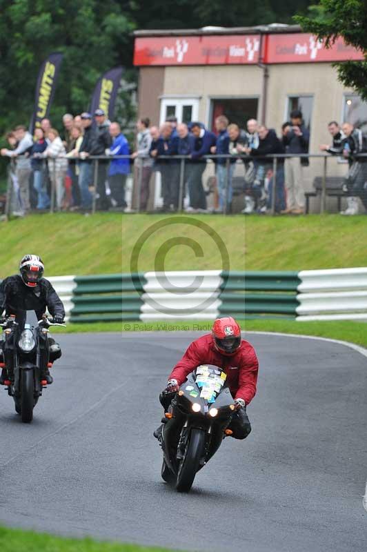 Motorcycle action photographs;Trackday digital images;cadwell;cadwell park photographs;event digital images;eventdigitalimages;motor racing louth lincolnshire;no limits trackdays;peter wileman photography;trackday;trackday photos