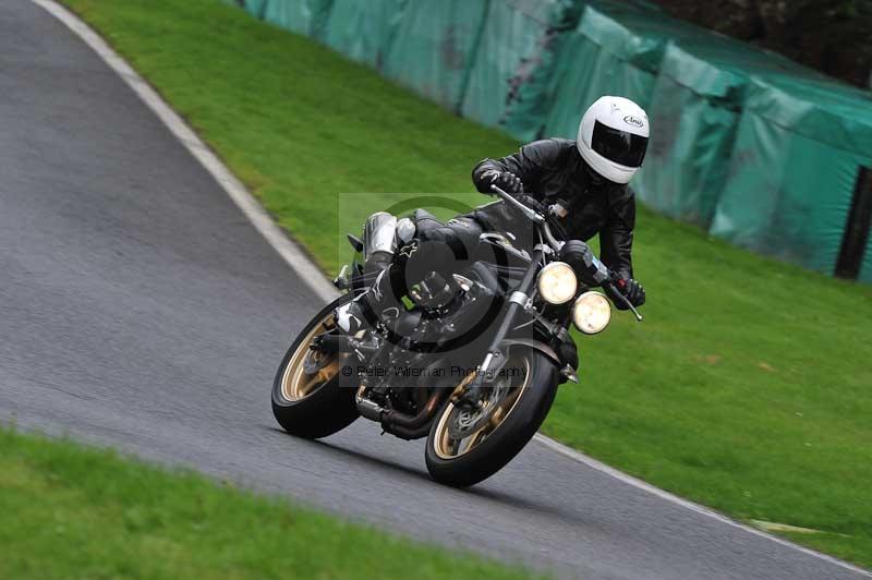 Motorcycle action photographs;Trackday digital images;cadwell;cadwell park photographs;event digital images;eventdigitalimages;motor racing louth lincolnshire;no limits trackdays;peter wileman photography;trackday;trackday photos