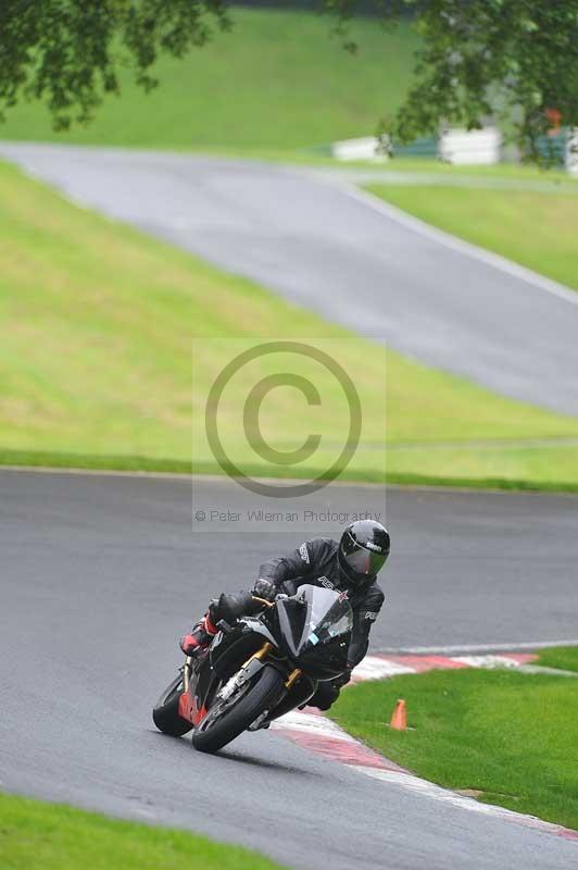 Motorcycle action photographs;Trackday digital images;cadwell;cadwell park photographs;event digital images;eventdigitalimages;motor racing louth lincolnshire;no limits trackdays;peter wileman photography;trackday;trackday photos