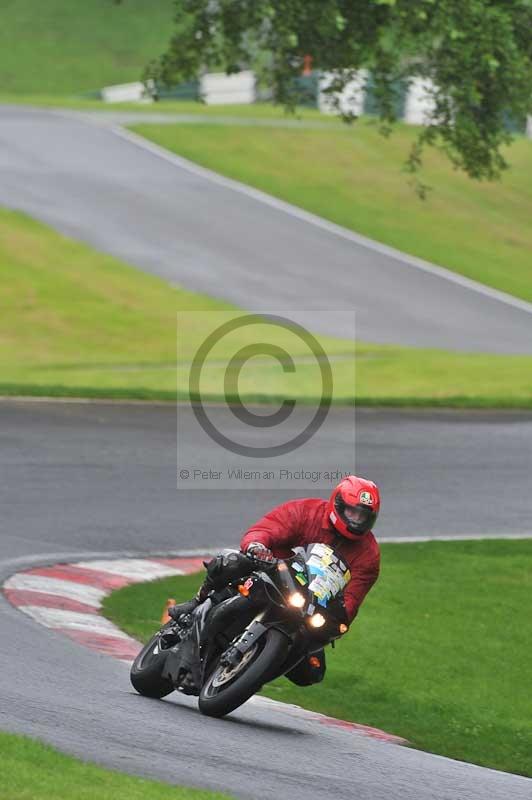 Motorcycle action photographs;Trackday digital images;cadwell;cadwell park photographs;event digital images;eventdigitalimages;motor racing louth lincolnshire;no limits trackdays;peter wileman photography;trackday;trackday photos