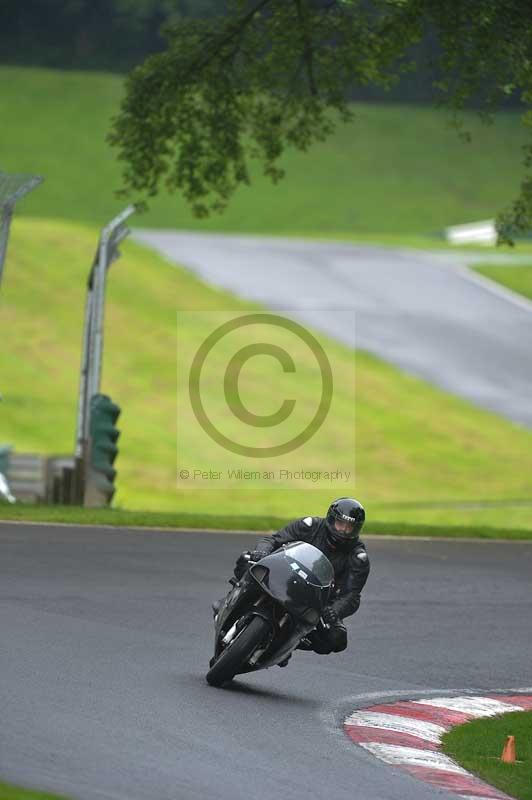 Motorcycle action photographs;Trackday digital images;cadwell;cadwell park photographs;event digital images;eventdigitalimages;motor racing louth lincolnshire;no limits trackdays;peter wileman photography;trackday;trackday photos