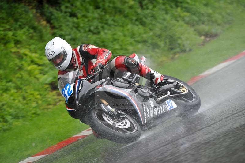 Motorcycle action photographs;Trackday digital images;cadwell;cadwell park photographs;event digital images;eventdigitalimages;motor racing louth lincolnshire;no limits trackdays;peter wileman photography;trackday;trackday photos