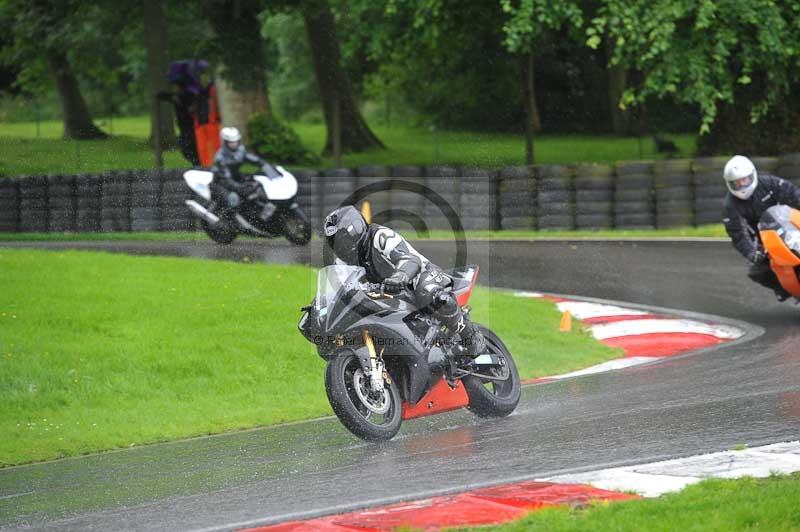 Motorcycle action photographs;Trackday digital images;cadwell;cadwell park photographs;event digital images;eventdigitalimages;motor racing louth lincolnshire;no limits trackdays;peter wileman photography;trackday;trackday photos