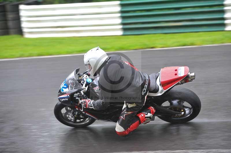 Motorcycle action photographs;Trackday digital images;cadwell;cadwell park photographs;event digital images;eventdigitalimages;motor racing louth lincolnshire;no limits trackdays;peter wileman photography;trackday;trackday photos