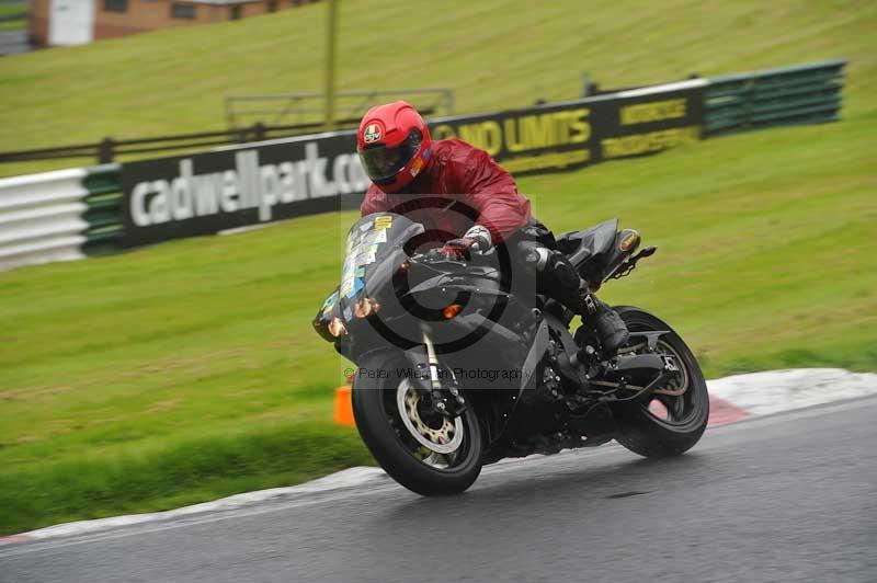 Motorcycle action photographs;Trackday digital images;cadwell;cadwell park photographs;event digital images;eventdigitalimages;motor racing louth lincolnshire;no limits trackdays;peter wileman photography;trackday;trackday photos