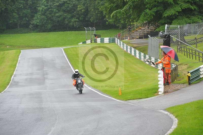 Motorcycle action photographs;Trackday digital images;cadwell;cadwell park photographs;event digital images;eventdigitalimages;motor racing louth lincolnshire;no limits trackdays;peter wileman photography;trackday;trackday photos