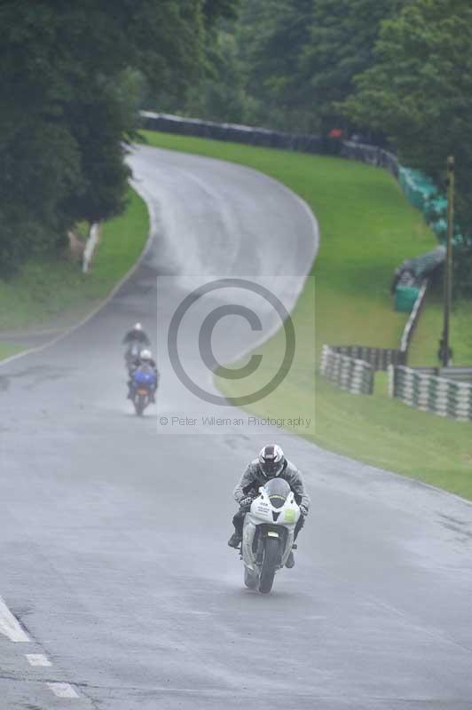 Motorcycle action photographs;Trackday digital images;cadwell;cadwell park photographs;event digital images;eventdigitalimages;motor racing louth lincolnshire;no limits trackdays;peter wileman photography;trackday;trackday photos