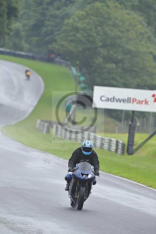 Motorcycle action photographs;Trackday digital images;cadwell;cadwell park photographs;event digital images;eventdigitalimages;motor racing louth lincolnshire;no limits trackdays;peter wileman photography;trackday;trackday photos