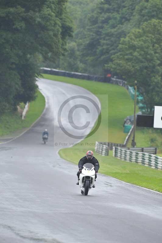 Motorcycle action photographs;Trackday digital images;cadwell;cadwell park photographs;event digital images;eventdigitalimages;motor racing louth lincolnshire;no limits trackdays;peter wileman photography;trackday;trackday photos