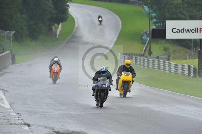 Motorcycle action photographs;Trackday digital images;cadwell;cadwell park photographs;event digital images;eventdigitalimages;motor racing louth lincolnshire;no limits trackdays;peter wileman photography;trackday;trackday photos