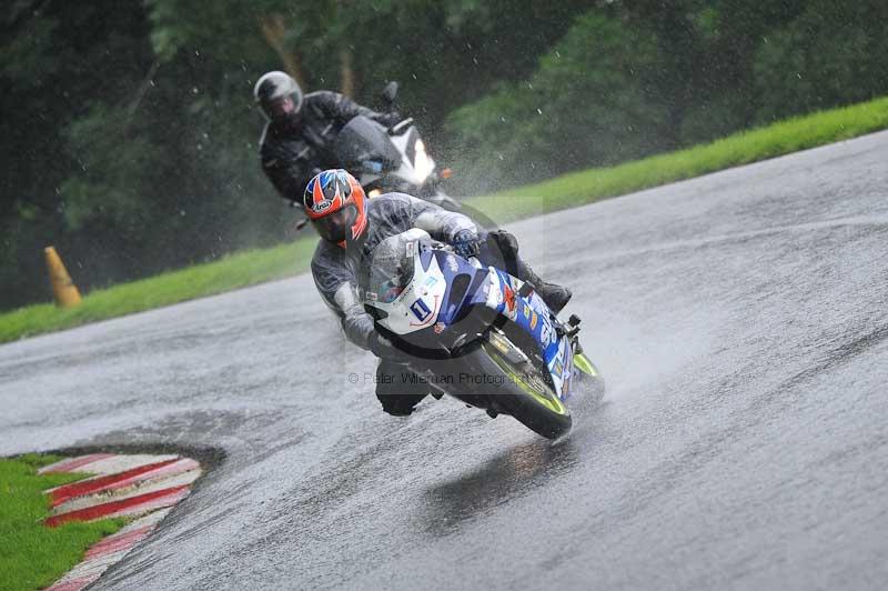 Motorcycle action photographs;Trackday digital images;cadwell;cadwell park photographs;event digital images;eventdigitalimages;motor racing louth lincolnshire;no limits trackdays;peter wileman photography;trackday;trackday photos