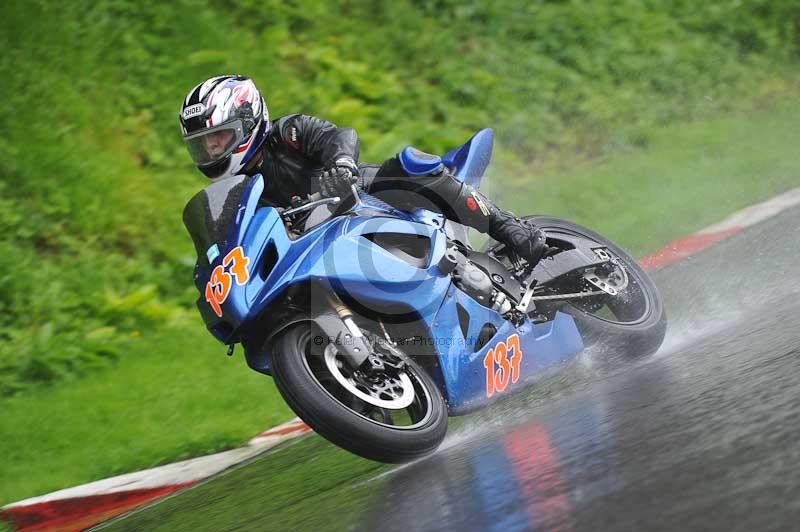 Motorcycle action photographs;Trackday digital images;cadwell;cadwell park photographs;event digital images;eventdigitalimages;motor racing louth lincolnshire;no limits trackdays;peter wileman photography;trackday;trackday photos