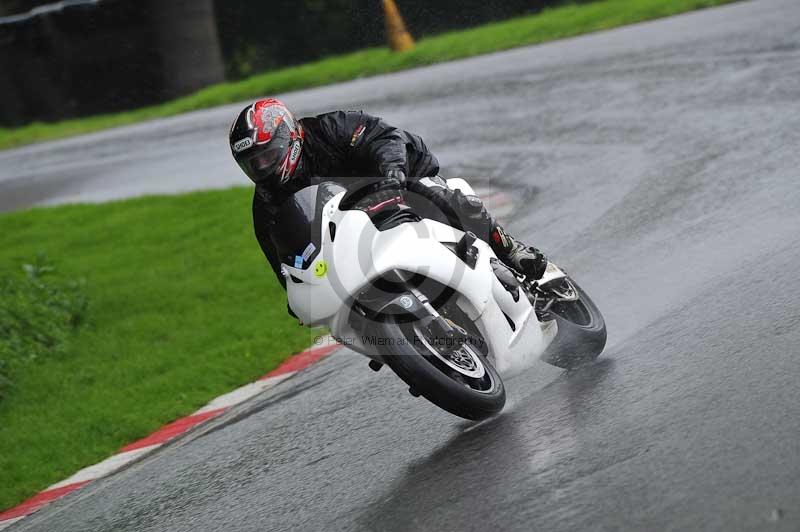 Motorcycle action photographs;Trackday digital images;cadwell;cadwell park photographs;event digital images;eventdigitalimages;motor racing louth lincolnshire;no limits trackdays;peter wileman photography;trackday;trackday photos