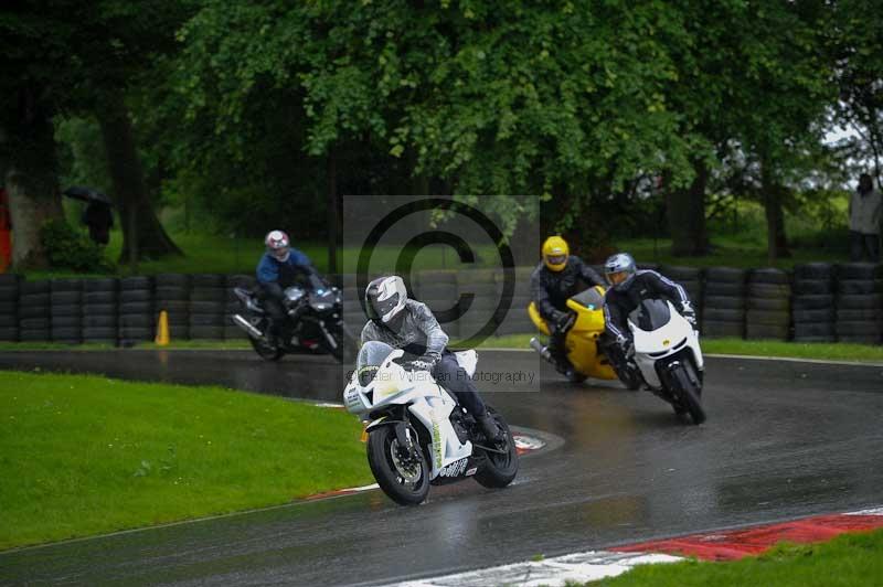 Motorcycle action photographs;Trackday digital images;cadwell;cadwell park photographs;event digital images;eventdigitalimages;motor racing louth lincolnshire;no limits trackdays;peter wileman photography;trackday;trackday photos