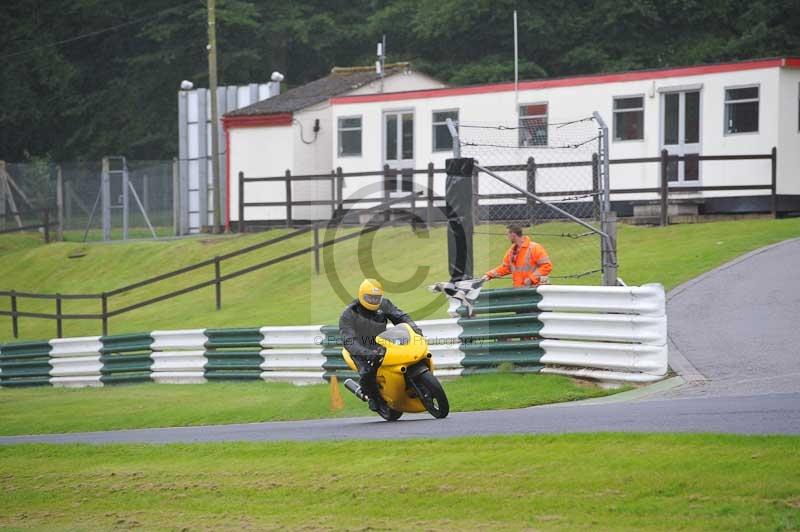 Motorcycle action photographs;Trackday digital images;cadwell;cadwell park photographs;event digital images;eventdigitalimages;motor racing louth lincolnshire;no limits trackdays;peter wileman photography;trackday;trackday photos