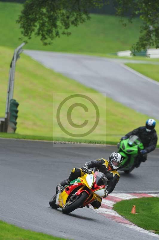 Motorcycle action photographs;Trackday digital images;cadwell;cadwell park photographs;event digital images;eventdigitalimages;motor racing louth lincolnshire;no limits trackdays;peter wileman photography;trackday;trackday photos