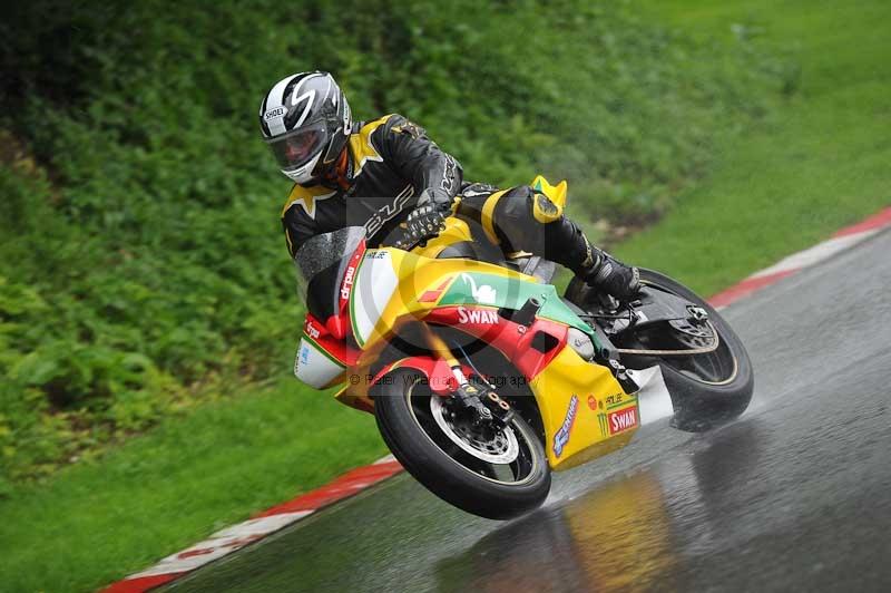 Motorcycle action photographs;Trackday digital images;cadwell;cadwell park photographs;event digital images;eventdigitalimages;motor racing louth lincolnshire;no limits trackdays;peter wileman photography;trackday;trackday photos