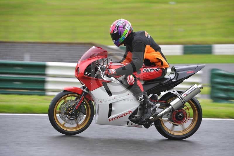 Motorcycle action photographs;Trackday digital images;cadwell;cadwell park photographs;event digital images;eventdigitalimages;motor racing louth lincolnshire;no limits trackdays;peter wileman photography;trackday;trackday photos