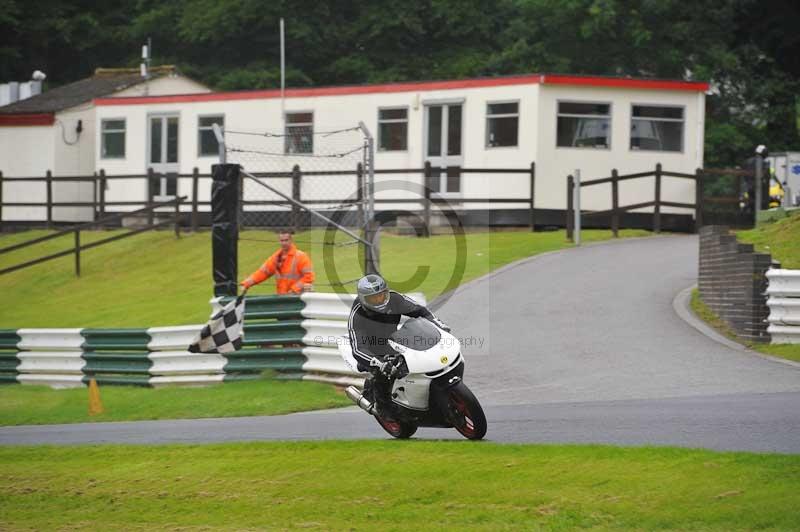 Motorcycle action photographs;Trackday digital images;cadwell;cadwell park photographs;event digital images;eventdigitalimages;motor racing louth lincolnshire;no limits trackdays;peter wileman photography;trackday;trackday photos