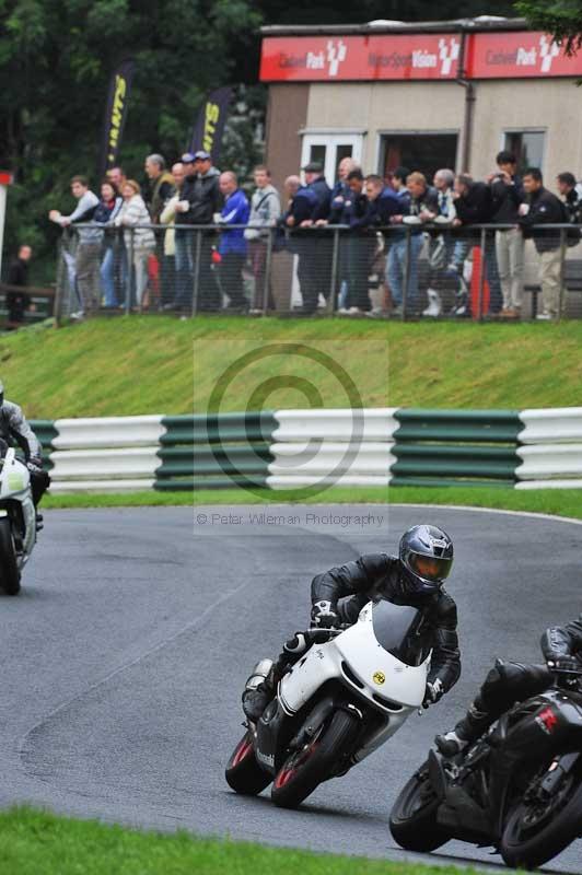 Motorcycle action photographs;Trackday digital images;cadwell;cadwell park photographs;event digital images;eventdigitalimages;motor racing louth lincolnshire;no limits trackdays;peter wileman photography;trackday;trackday photos