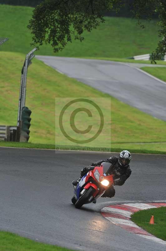 Motorcycle action photographs;Trackday digital images;cadwell;cadwell park photographs;event digital images;eventdigitalimages;motor racing louth lincolnshire;no limits trackdays;peter wileman photography;trackday;trackday photos