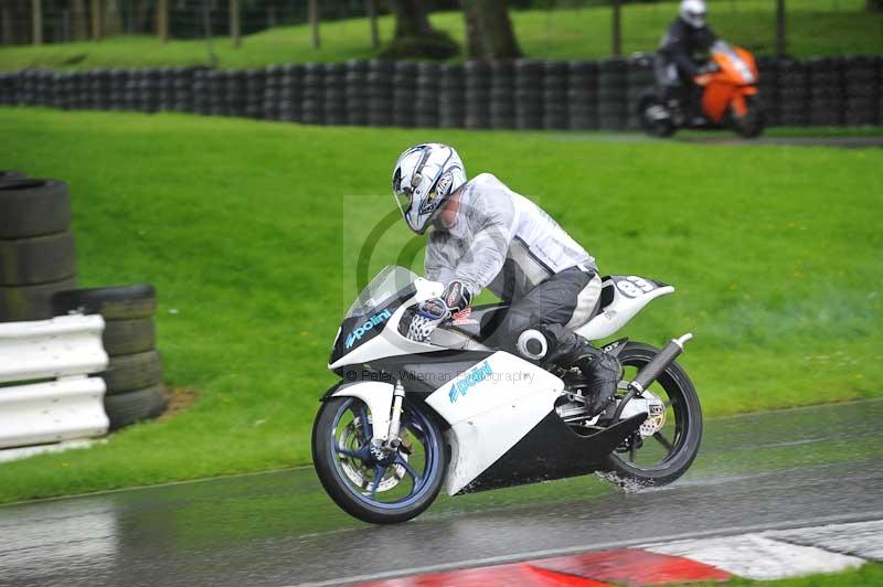 Motorcycle action photographs;Trackday digital images;cadwell;cadwell park photographs;event digital images;eventdigitalimages;motor racing louth lincolnshire;no limits trackdays;peter wileman photography;trackday;trackday photos