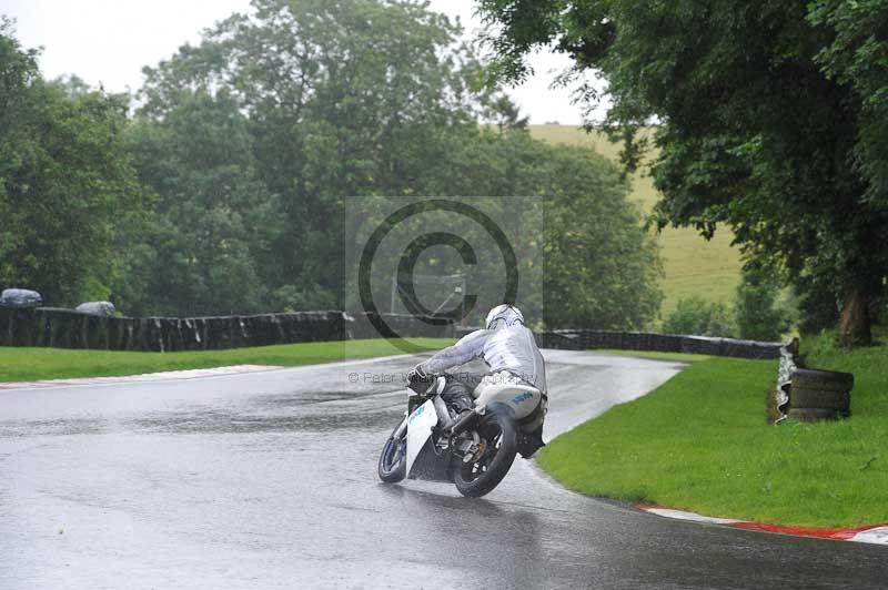 Motorcycle action photographs;Trackday digital images;cadwell;cadwell park photographs;event digital images;eventdigitalimages;motor racing louth lincolnshire;no limits trackdays;peter wileman photography;trackday;trackday photos