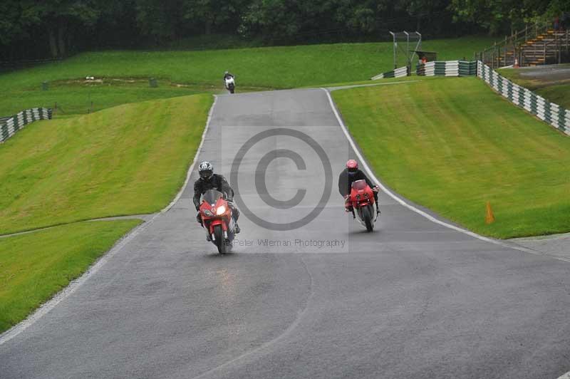 Motorcycle action photographs;Trackday digital images;cadwell;cadwell park photographs;event digital images;eventdigitalimages;motor racing louth lincolnshire;no limits trackdays;peter wileman photography;trackday;trackday photos