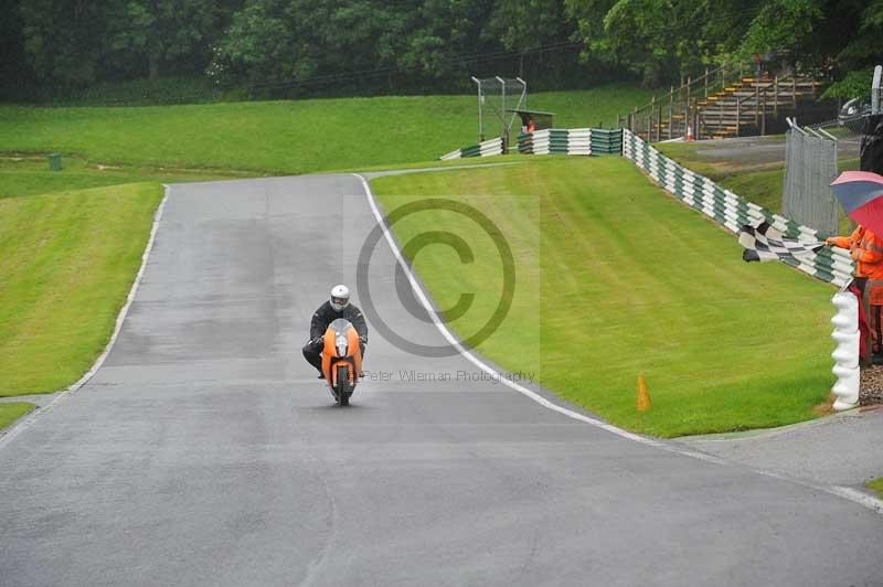 Motorcycle action photographs;Trackday digital images;cadwell;cadwell park photographs;event digital images;eventdigitalimages;motor racing louth lincolnshire;no limits trackdays;peter wileman photography;trackday;trackday photos