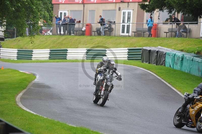 Motorcycle action photographs;Trackday digital images;cadwell;cadwell park photographs;event digital images;eventdigitalimages;motor racing louth lincolnshire;no limits trackdays;peter wileman photography;trackday;trackday photos