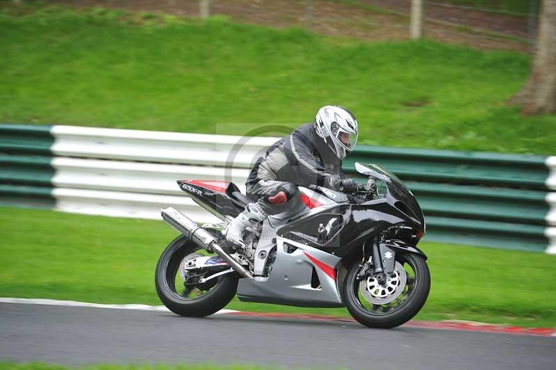 Motorcycle action photographs;Trackday digital images;cadwell;cadwell park photographs;event digital images;eventdigitalimages;motor racing louth lincolnshire;no limits trackdays;peter wileman photography;trackday;trackday photos