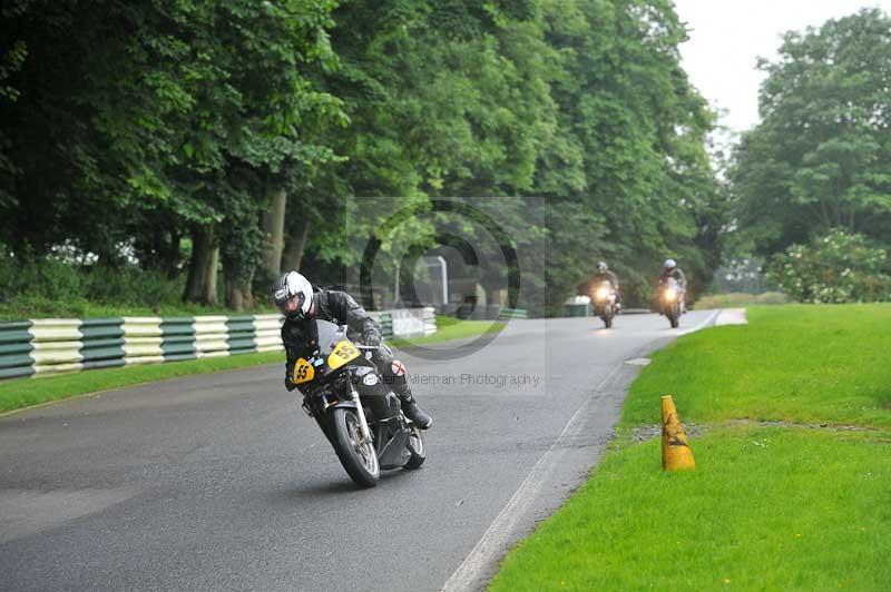 Motorcycle action photographs;Trackday digital images;cadwell;cadwell park photographs;event digital images;eventdigitalimages;motor racing louth lincolnshire;no limits trackdays;peter wileman photography;trackday;trackday photos