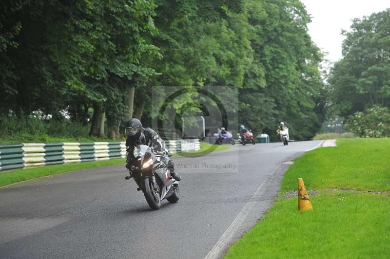 Motorcycle action photographs;Trackday digital images;cadwell;cadwell park photographs;event digital images;eventdigitalimages;motor racing louth lincolnshire;no limits trackdays;peter wileman photography;trackday;trackday photos