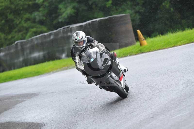 Motorcycle action photographs;Trackday digital images;cadwell;cadwell park photographs;event digital images;eventdigitalimages;motor racing louth lincolnshire;no limits trackdays;peter wileman photography;trackday;trackday photos