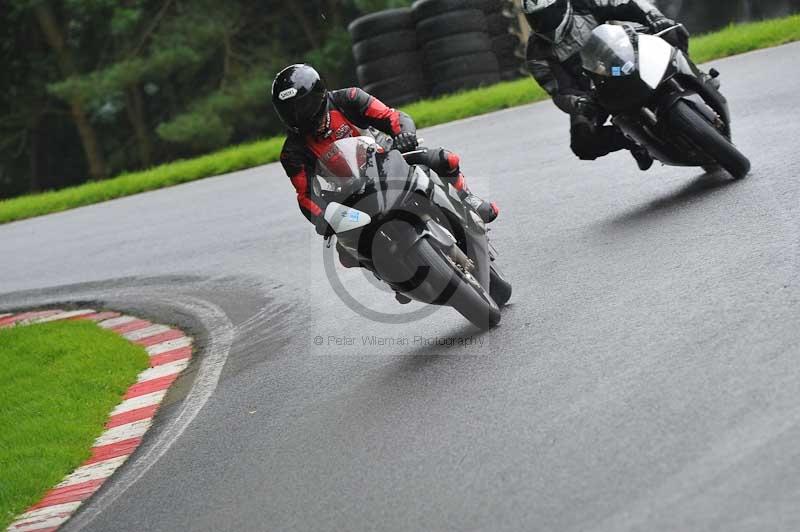 Motorcycle action photographs;Trackday digital images;cadwell;cadwell park photographs;event digital images;eventdigitalimages;motor racing louth lincolnshire;no limits trackdays;peter wileman photography;trackday;trackday photos