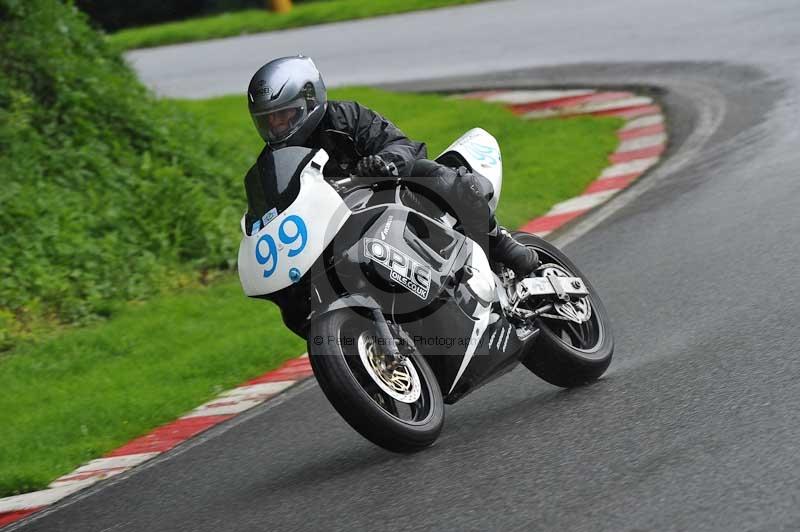 Motorcycle action photographs;Trackday digital images;cadwell;cadwell park photographs;event digital images;eventdigitalimages;motor racing louth lincolnshire;no limits trackdays;peter wileman photography;trackday;trackday photos