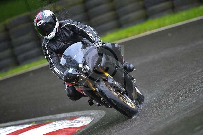 Motorcycle action photographs;Trackday digital images;cadwell;cadwell park photographs;event digital images;eventdigitalimages;motor racing louth lincolnshire;no limits trackdays;peter wileman photography;trackday;trackday photos