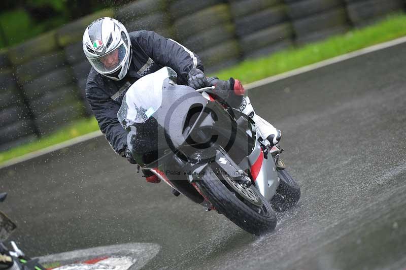 Motorcycle action photographs;Trackday digital images;cadwell;cadwell park photographs;event digital images;eventdigitalimages;motor racing louth lincolnshire;no limits trackdays;peter wileman photography;trackday;trackday photos