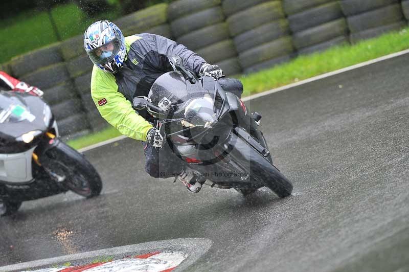 Motorcycle action photographs;Trackday digital images;cadwell;cadwell park photographs;event digital images;eventdigitalimages;motor racing louth lincolnshire;no limits trackdays;peter wileman photography;trackday;trackday photos