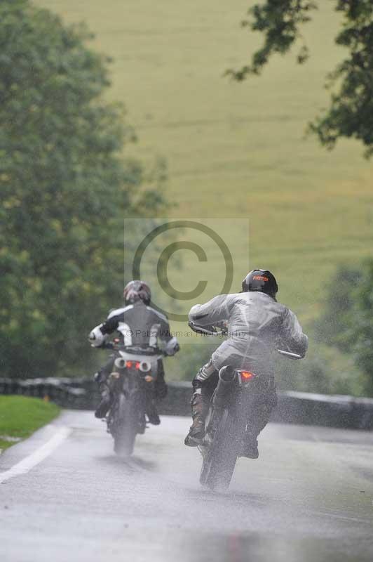 Motorcycle action photographs;Trackday digital images;cadwell;cadwell park photographs;event digital images;eventdigitalimages;motor racing louth lincolnshire;no limits trackdays;peter wileman photography;trackday;trackday photos