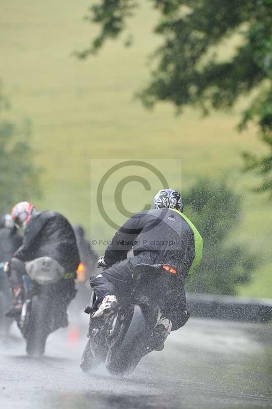 Motorcycle action photographs;Trackday digital images;cadwell;cadwell park photographs;event digital images;eventdigitalimages;motor racing louth lincolnshire;no limits trackdays;peter wileman photography;trackday;trackday photos