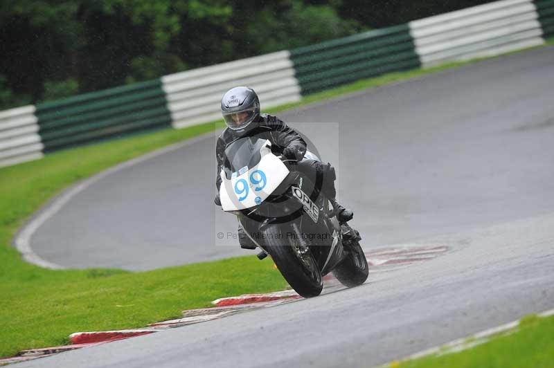 Motorcycle action photographs;Trackday digital images;cadwell;cadwell park photographs;event digital images;eventdigitalimages;motor racing louth lincolnshire;no limits trackdays;peter wileman photography;trackday;trackday photos