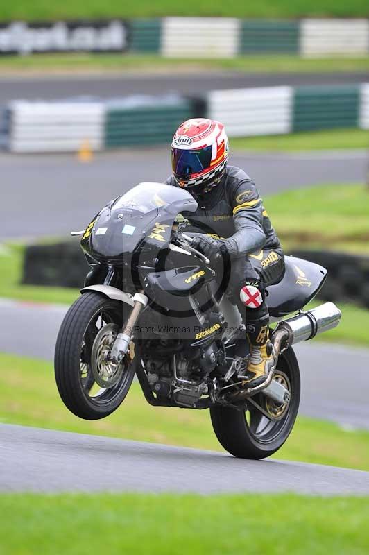 Motorcycle action photographs;Trackday digital images;cadwell;cadwell park photographs;event digital images;eventdigitalimages;motor racing louth lincolnshire;no limits trackdays;peter wileman photography;trackday;trackday photos