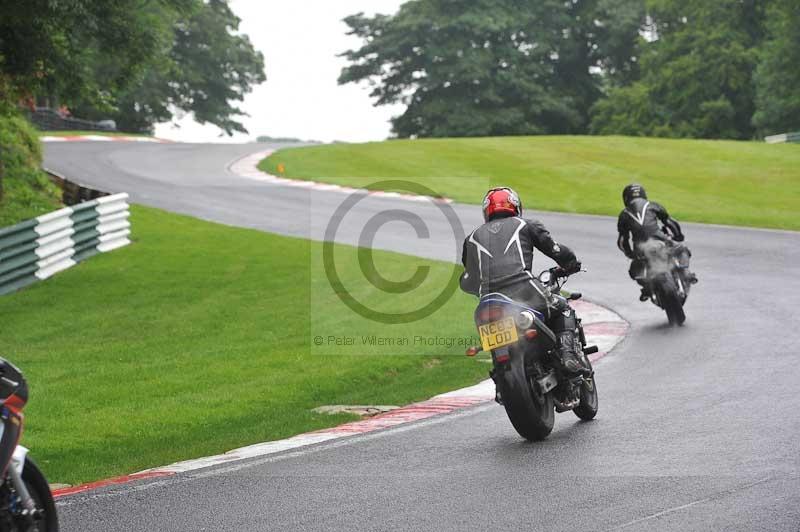 Motorcycle action photographs;Trackday digital images;cadwell;cadwell park photographs;event digital images;eventdigitalimages;motor racing louth lincolnshire;no limits trackdays;peter wileman photography;trackday;trackday photos