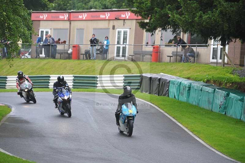 Motorcycle action photographs;Trackday digital images;cadwell;cadwell park photographs;event digital images;eventdigitalimages;motor racing louth lincolnshire;no limits trackdays;peter wileman photography;trackday;trackday photos