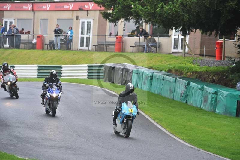 Motorcycle action photographs;Trackday digital images;cadwell;cadwell park photographs;event digital images;eventdigitalimages;motor racing louth lincolnshire;no limits trackdays;peter wileman photography;trackday;trackday photos