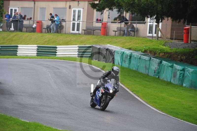 Motorcycle action photographs;Trackday digital images;cadwell;cadwell park photographs;event digital images;eventdigitalimages;motor racing louth lincolnshire;no limits trackdays;peter wileman photography;trackday;trackday photos