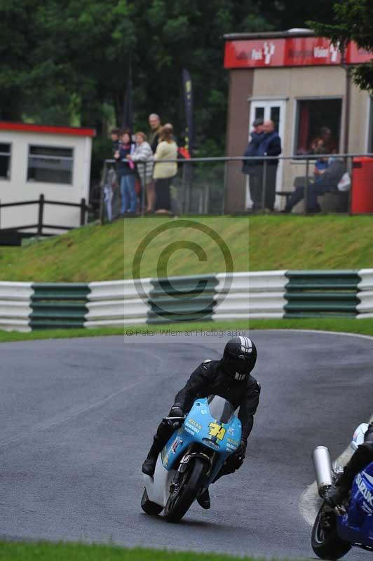 Motorcycle action photographs;Trackday digital images;cadwell;cadwell park photographs;event digital images;eventdigitalimages;motor racing louth lincolnshire;no limits trackdays;peter wileman photography;trackday;trackday photos